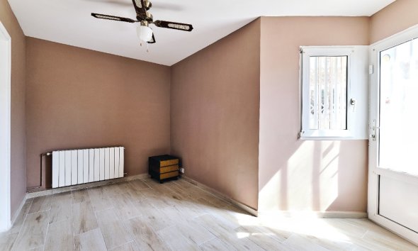 Resale - Villa - Orihuela Costa - Dehesa De Campoamor