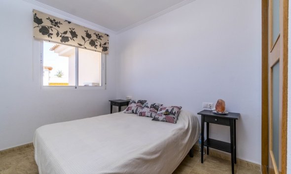 Resale - Apartment - Orihuela Costa - Dehesa De Campoamor