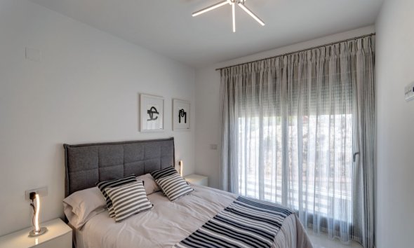 Rynek Pierwotny - Willa - San Miguel de Salinas