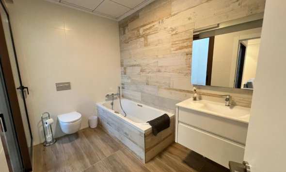 Resale - Villa - Las Colinas - Las Colinas Golf