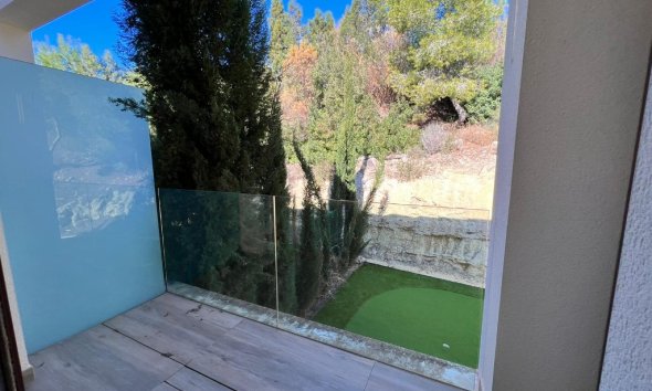 Resale - Villa - Las Colinas - Las Colinas Golf