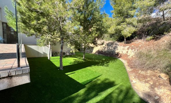 Resale - Villa - Las Colinas - Las Colinas Golf