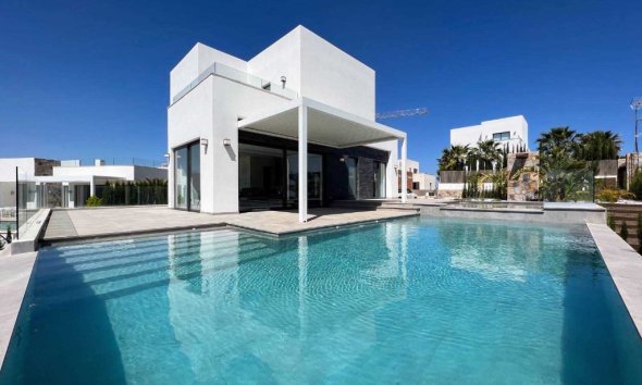 Resale - Villa - Las Colinas - Las Colinas Golf