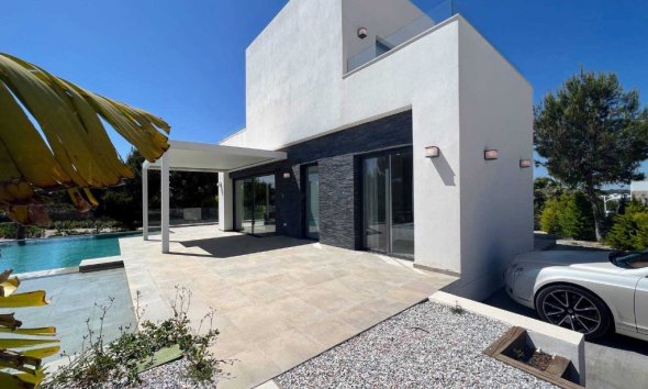 Resale - Villa - Las Colinas - Las Colinas Golf