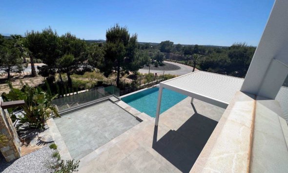 Resale - Villa - Las Colinas - Las Colinas Golf