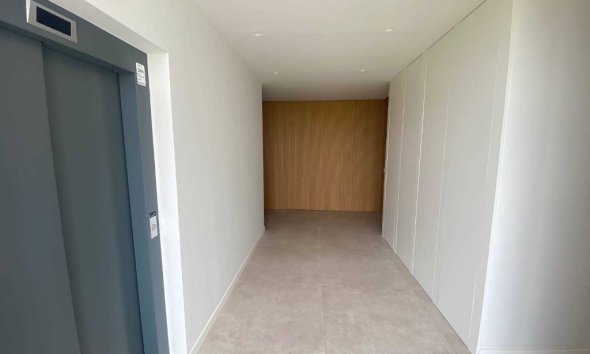 Reventa - Apartamento - Las Colinas - Las Colinas Golf