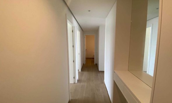 Reventa - Apartamento - Las Colinas - Las Colinas Golf