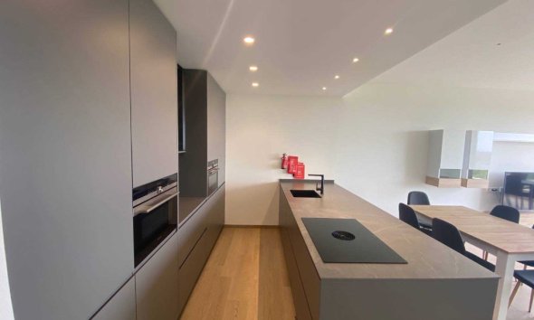 Reventa - Apartamento - Las Colinas - Las Colinas Golf