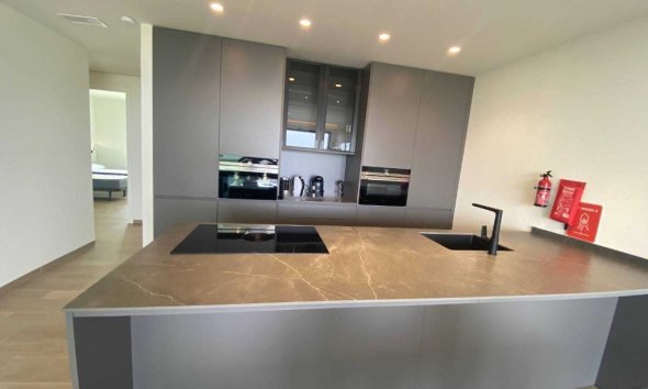 Reventa - Apartamento - Las Colinas - Las Colinas Golf