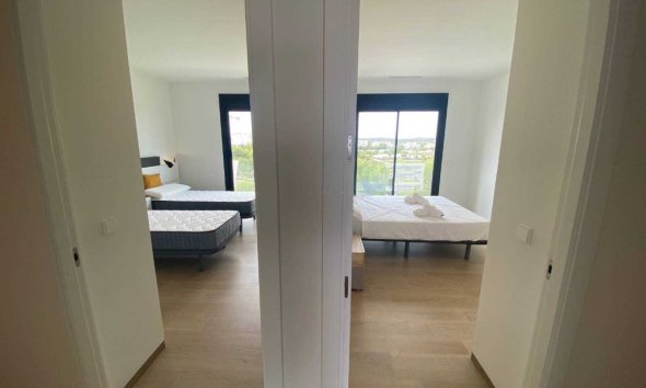 Reventa - Apartamento - Las Colinas - Las Colinas Golf