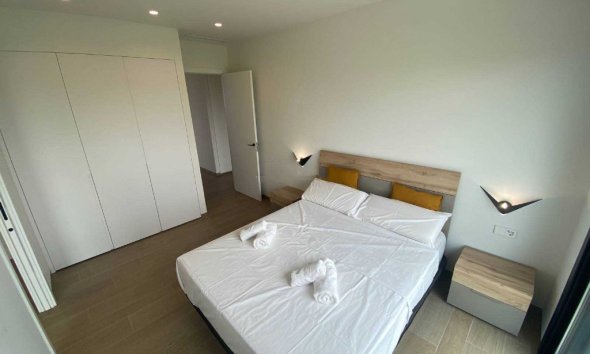 Reventa - Apartamento - Las Colinas - Las Colinas Golf