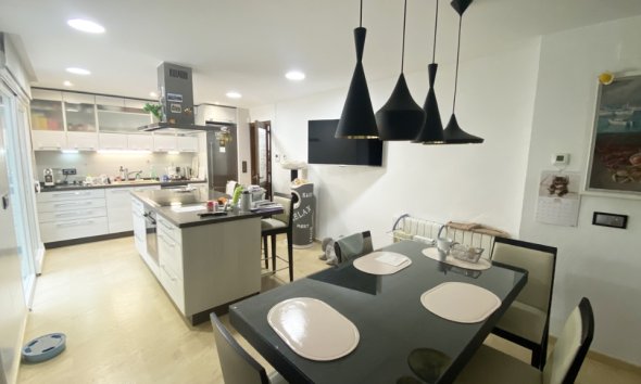 Resale - Villa - Orihuela Costa - Dehesa De Campoamor