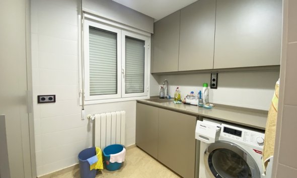 Resale - Villa - Orihuela Costa - Dehesa De Campoamor