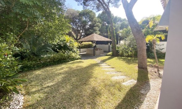 Resale - Villa - Orihuela Costa - Dehesa De Campoamor