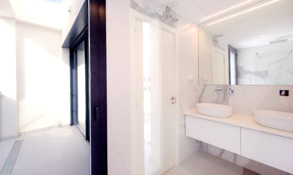 Rynek Pierwotny - Willa - Alfas del Pí - El Albir