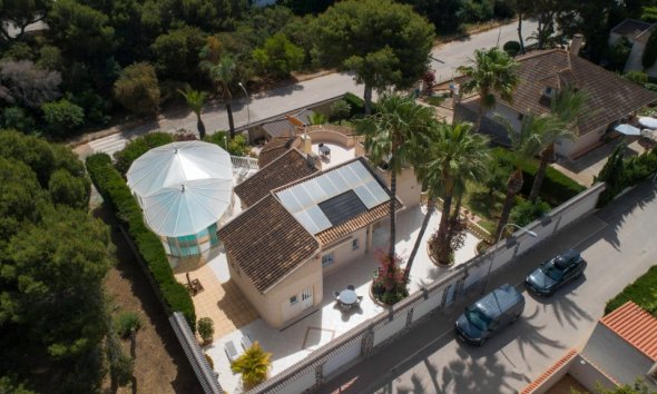 Resale - Villa - Orihuela Costa - Dehesa De Campoamor