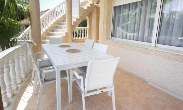 Resale - Villa - Orihuela Costa - Dehesa De Campoamor
