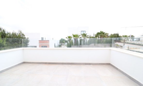 Resale - Villa - Las Colinas - Las Colinas Golf