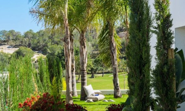 Resale - Villa - Las Colinas - Las Colinas Golf