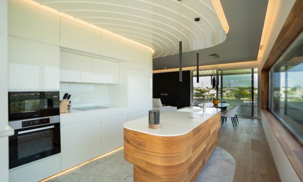 Resale - Apartment - Las Colinas - Las Colinas Golf