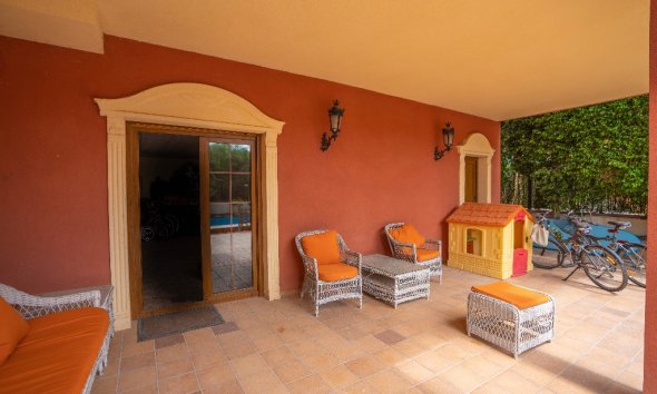 Resale - Villa - Orihuela Costa - Campoamor