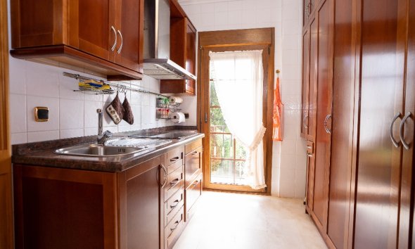 Resale - Villa - Orihuela Costa - Campoamor