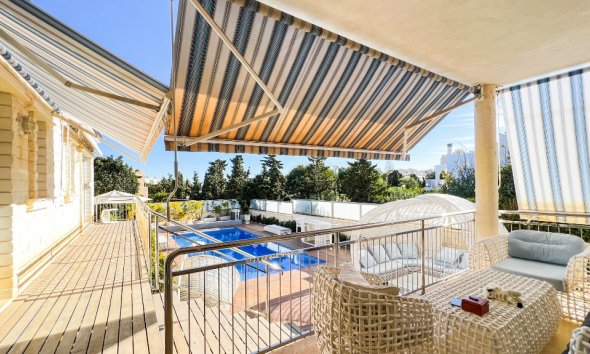 Rynek Wtórny - Willa - La Mata