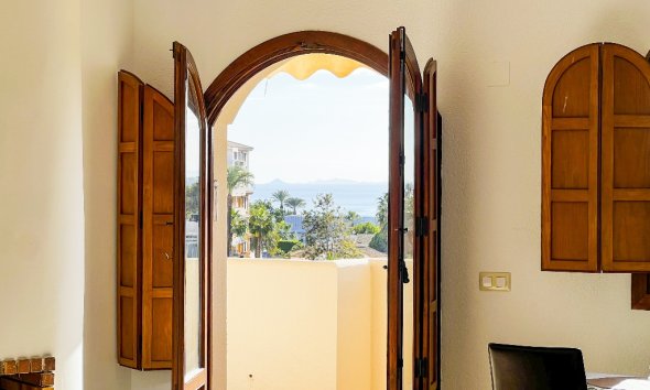 Rynek Wtórny - Apartament - Punta Prima