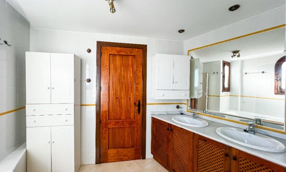 Rynek Wtórny - Apartament - Punta Prima