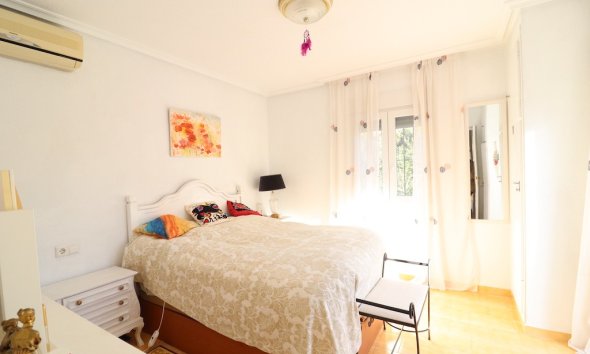 Reventa - Villa - Orihuela Costa - La Zenia