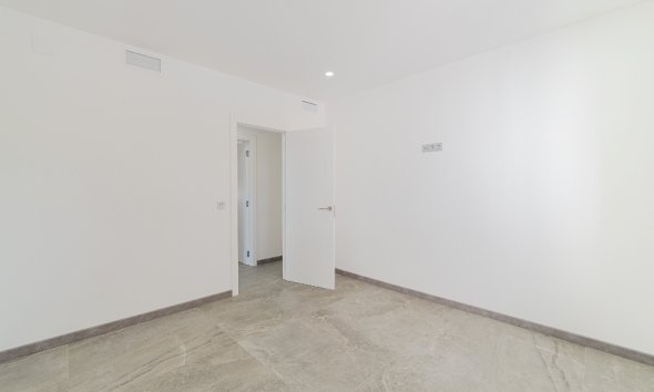 Resale - Villa - Torrevieja - Los Balcones