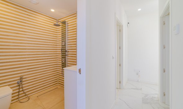 Resale - Villa - Torrevieja - Los Balcones