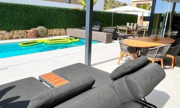 Reventa - Villa - Finestrat