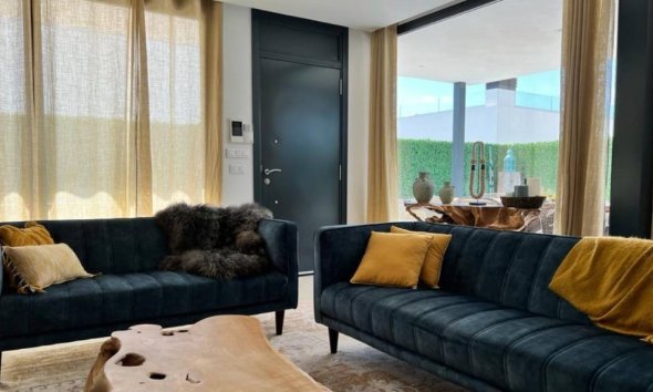 Reventa - Villa - Finestrat