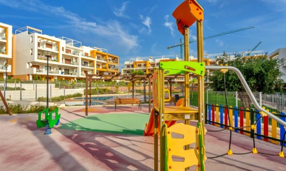 Resale - Apartment - Orihuela Costa - Villamartin