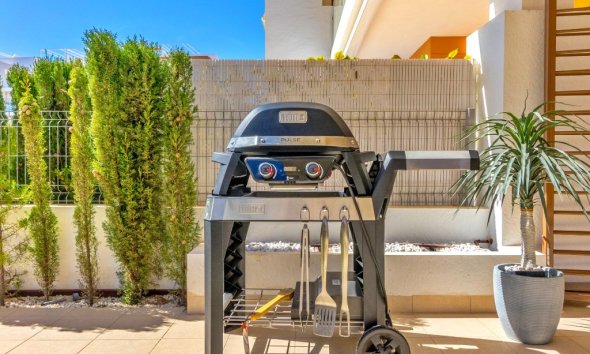 Resale - Apartment - Orihuela Costa - Villamartin