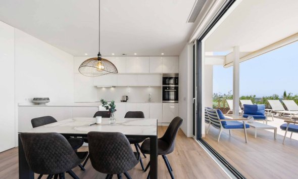 Resale - Apartment - Las Colinas - Las Colinas Golf