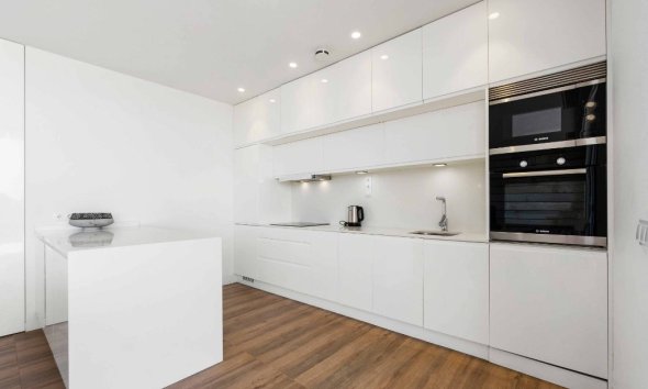 Resale - Apartment - Las Colinas - Las Colinas Golf