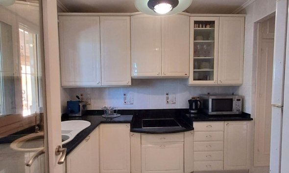 Resale - Villa - Orihuela Costa - Campoamor