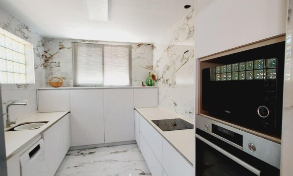 Resale - Villa - Orihuela Costa - Campoamor