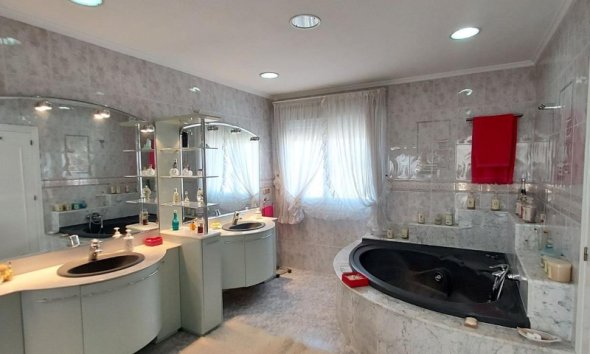 Resale - Villa - Orihuela Costa - Campoamor