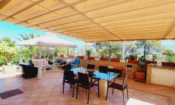 Resale - Villa - Orihuela Costa - Campoamor