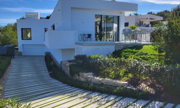 Resale - Villa - Las Colinas - Las Colinas Golf