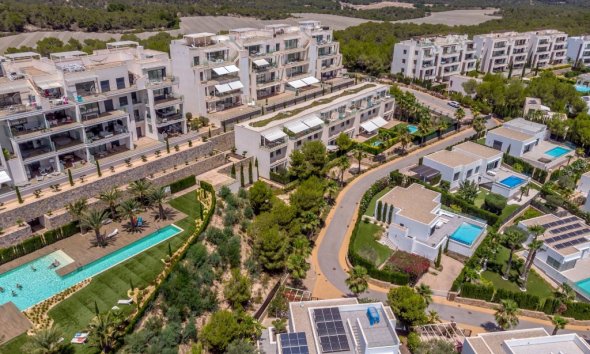 Resale - Apartment - Las Colinas - Las Colinas Golf
