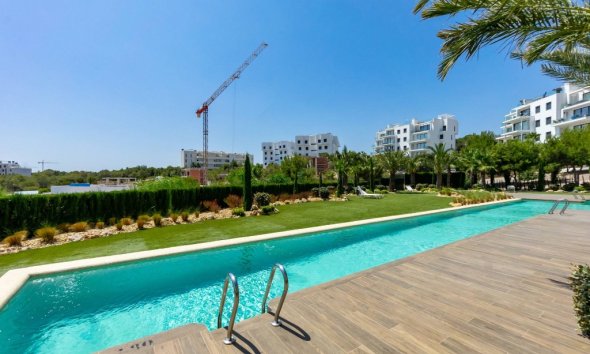 Resale - Apartment - Las Colinas - Las Colinas Golf
