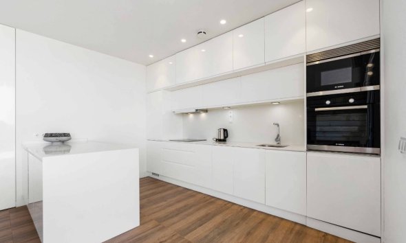 Resale - Apartment - Las Colinas - Las Colinas Golf