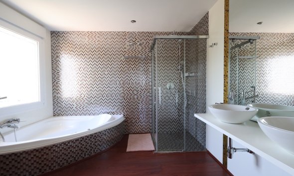 Resale - Villa - Ciudad Quesada