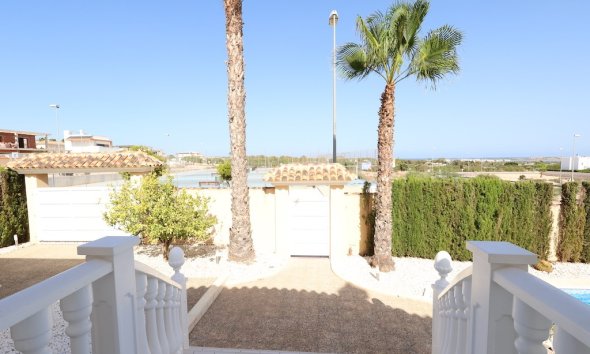 Resale - Villa - Ciudad Quesada