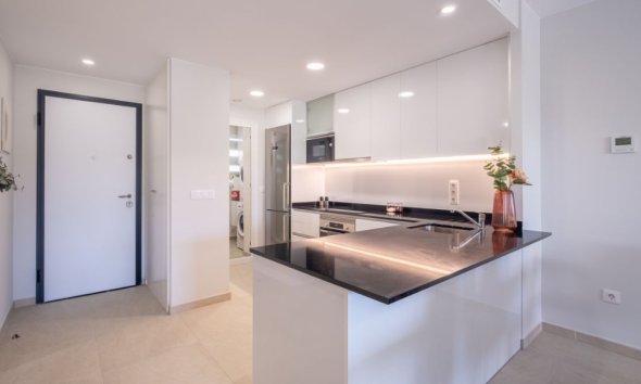 Resale - Apartment - Orihuela Costa - La Zenia