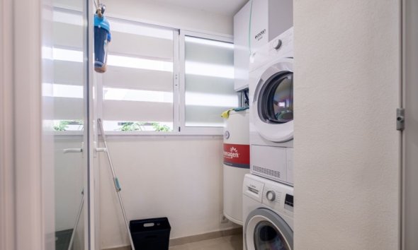 Resale - Apartment - Orihuela Costa - La Zenia